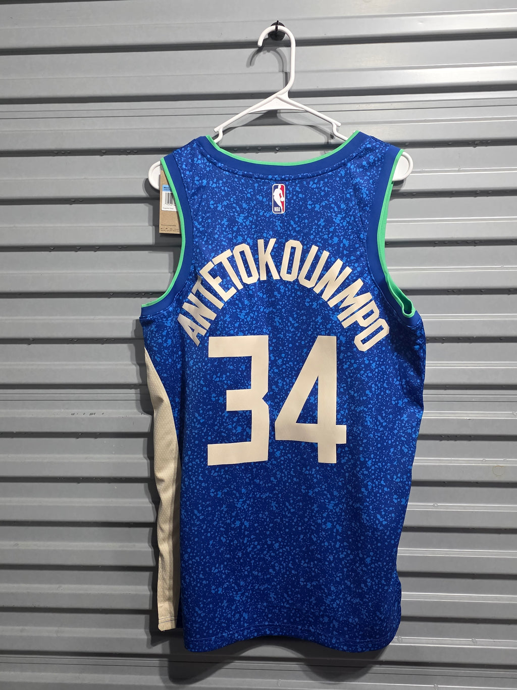 giannis antetokounmpo jersey Authentic Nike Mens Medium 44 City Edition NWT #34