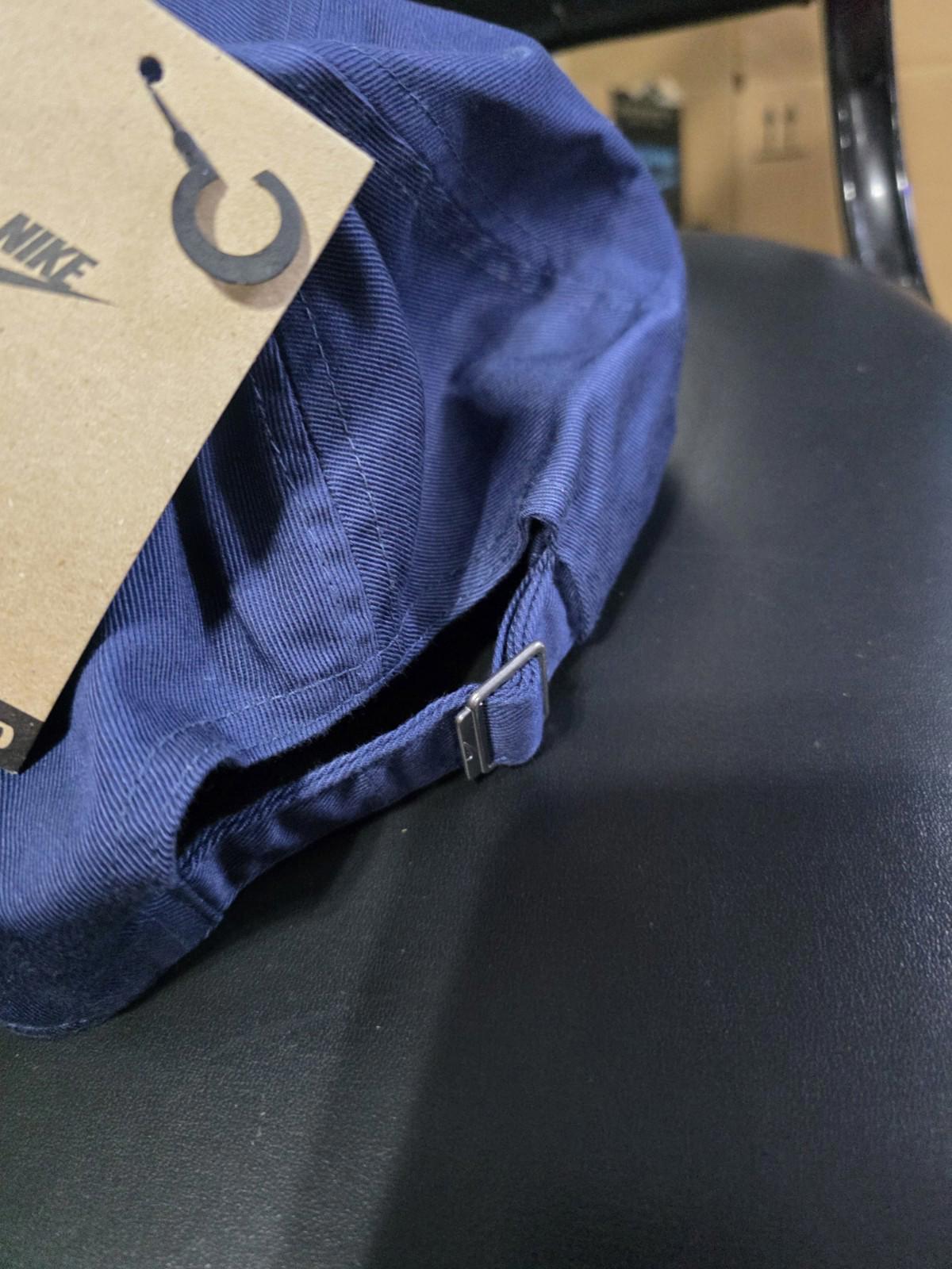 Nike Club Cap Unstructured Futura Strapback Navy Blue Size M/L