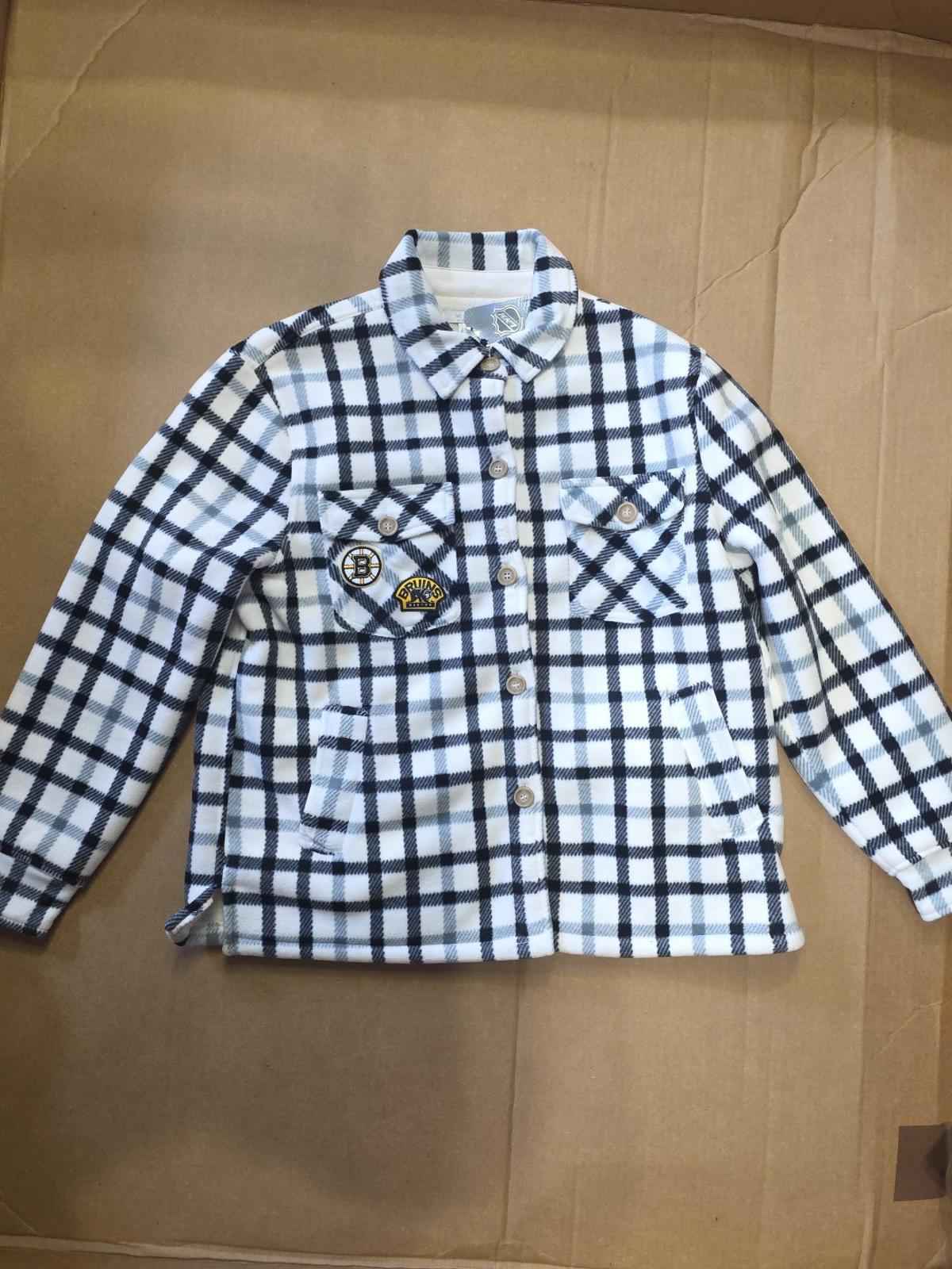 Wear By Erin Andrews Womens Small Boston Bruins Sherpa Button Up Jacket